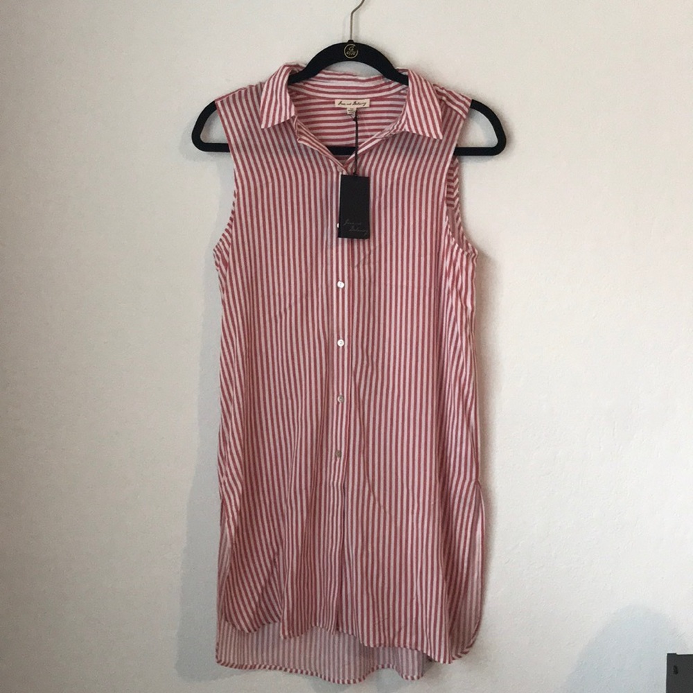 NWT Sleeveless tunic blouse. Sz. xs